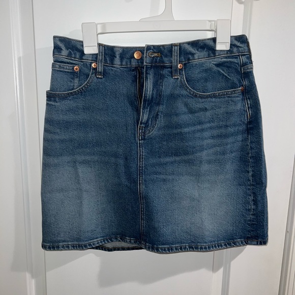 NWT J. Crew Petite Denim Mini Skirt Size 29P in Light Sky Wash - Picture 2 of 6